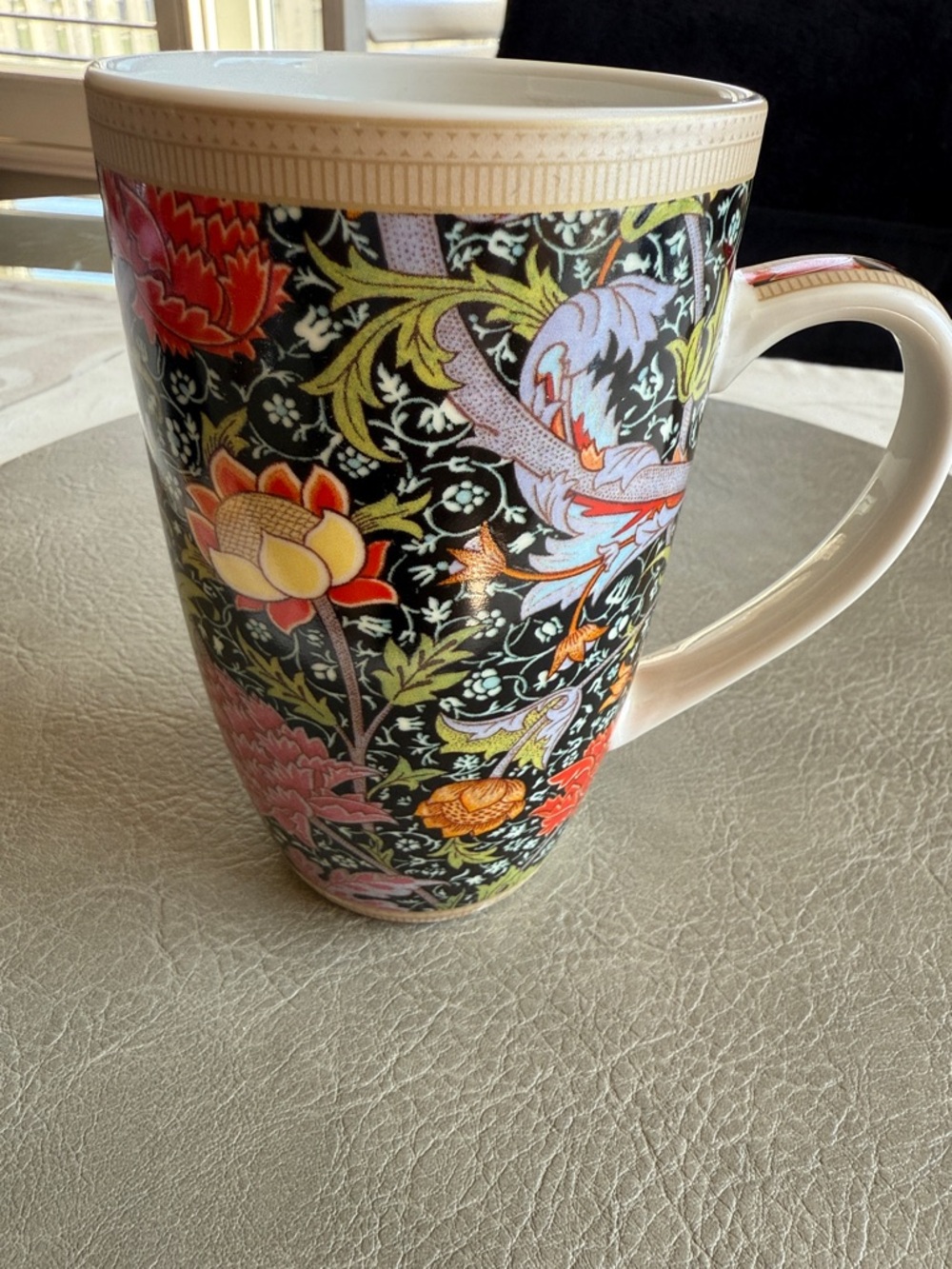 William Morris Cray Floral Pattern Porcelain Mug